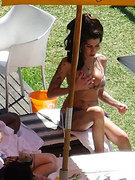 Amy Winehouse nude 10