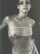 Andrea Osvart nude 1