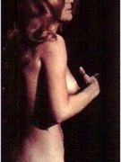 Ann Margret nude 6