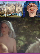 Anne-Newton Sally nude 4
