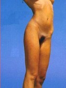Antonella Elia nude 4