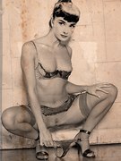 Audrey Hepburn nude 18