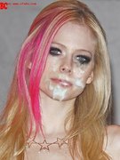 Avril Lavigne nude 109