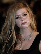 Avril Lavigne nude 517