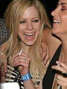 Avril Lavigne nude 28