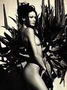 Carla Bruni nude 125