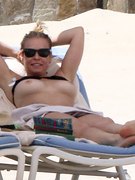 Chelsea Handler nude 4