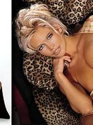 Claudia Schiffer nude 82