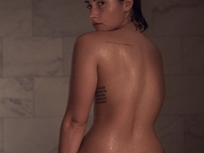Demi Lovato naked perfect ass