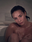 Demi Lovato nude 3