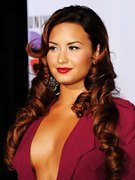 Demi Lovato nude 9