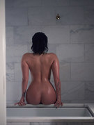 Demi Lovato nude 7