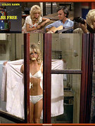 Goldie Hawn nude 120