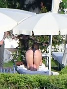Jennifer Aniston nude 17
