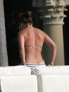 Jennifer Lopez nude 409