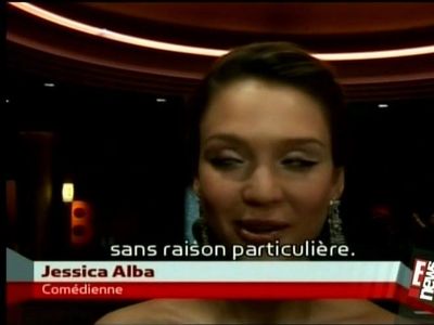 Sexy Jessica Alba on TV 