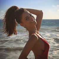 Jessica Lowndes sexy pics