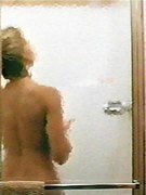 Jodie Foster nude 38