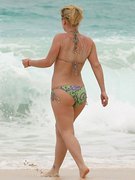 Kelly Clarkson nude 21