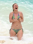 Kelly Clarkson nude 8