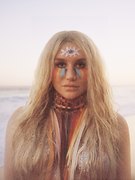 Kesha nude 3