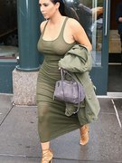 Kim Kardashian nude 9