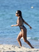 Kourtney Kardashian nude 28