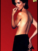 Lara Flynn Boyle nude 8