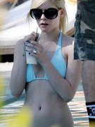Lavigne Avril nude 75
