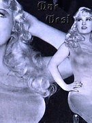 Mae West nude 0