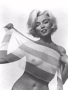 Marilyn Monroe nude 97