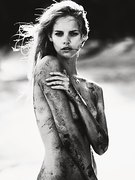 Marloes Horst nude 10