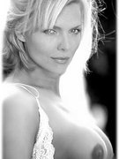 Michelle Pfeiffer nude 9