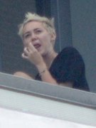 Miley Cyrus nude 3