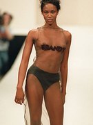 Naomi Campbell nude 147