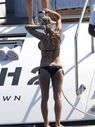 Pamela Anderson nude 129