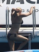 Pamela Anderson nude 31