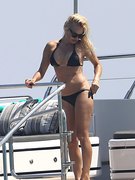 Pamela Anderson nude 37