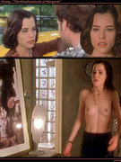 Parker Posey nude 25