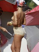 Rihanna nude 7