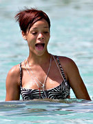 Rihanna nude 48