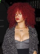Rihanna nude 7