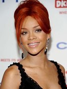 Rihanna nude 15