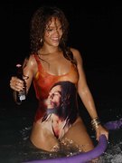 Rihanna nude 4