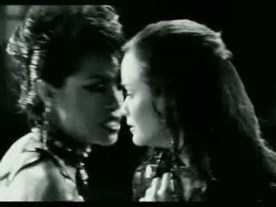 Sexy Rosario Dawson videos from ‘Sin City’