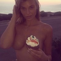 Samantha Hoopes topless and sexy