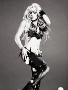 Shakira nude 4