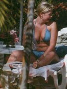 Suzanne Shaw nude 9