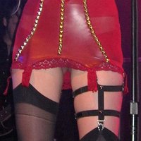 Taylor Momsen Flashes Upskirt On Stage