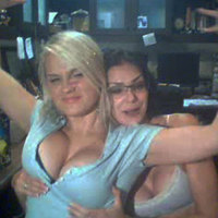 Adrianne Curry gone berserk in lesbian show